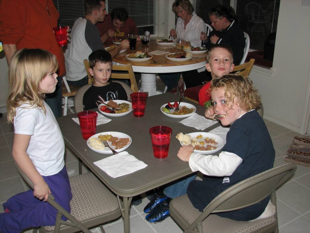 2006-01-22 17-08-51 Grandma Birthday Party.jpg